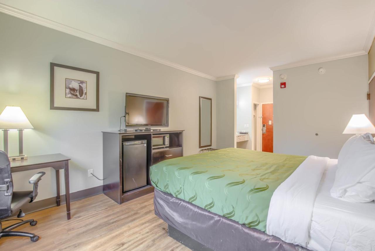 Quality Inn Gulf Shores Airport Exteriör bild