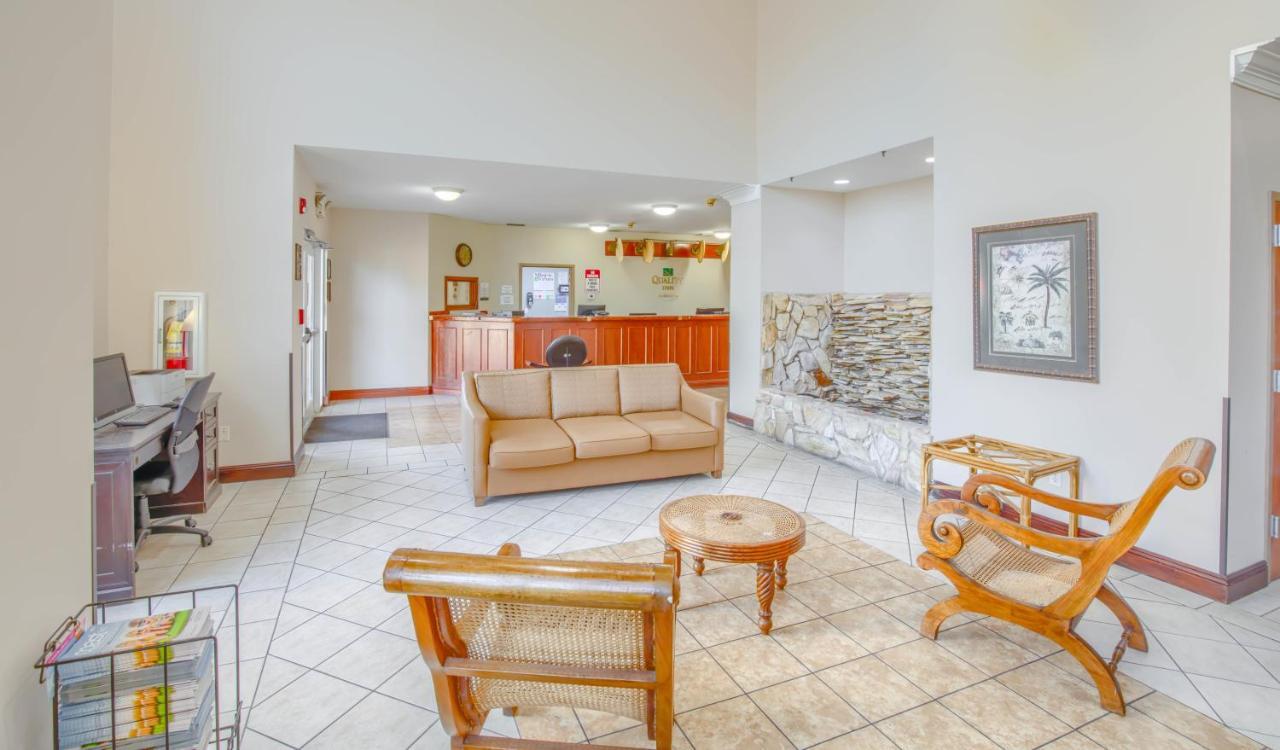 Quality Inn Gulf Shores Airport Exteriör bild
